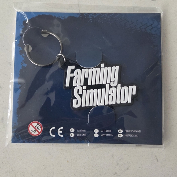 Farming Simulator Keychain - Picture 1 of 1